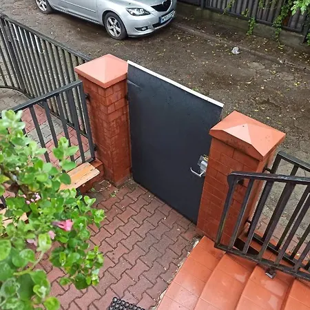 Hotel-hostel Saska ホステル ワルシャワ