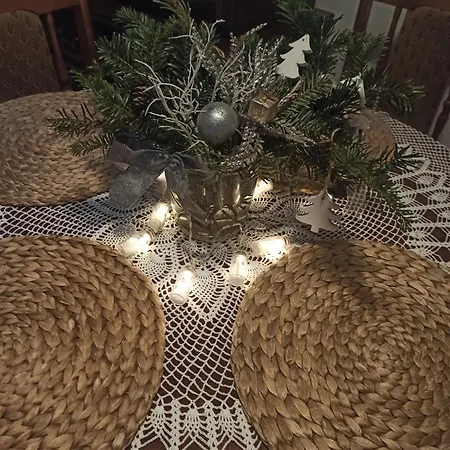 Hotel-hostel Saska ワルシャワ